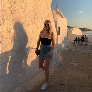 Meet your Posher, Charlotte